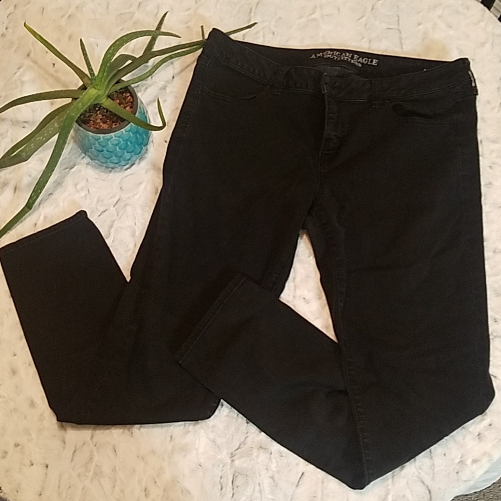 American Eagle Black Jeggings
